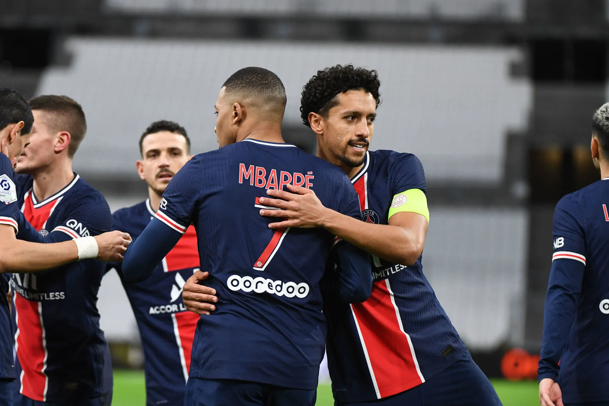 Pronostic PSG Lens : Analyse, cotes et prono du match de Ligue 1