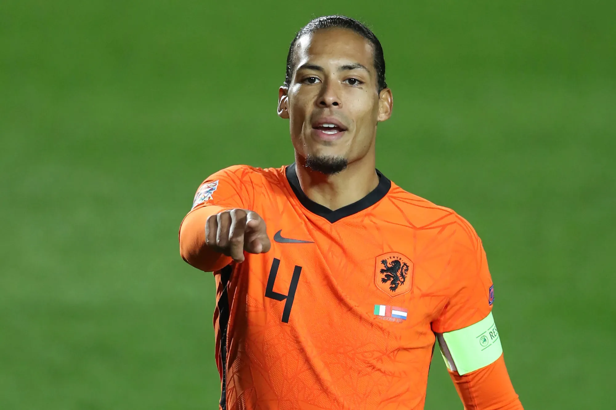 Van Dijk : «<span style="font-size:50%">&nbsp;</span>Le poste de défenseur central a beaucoup évolué<span style="font-size:50%">&nbsp;</span>»