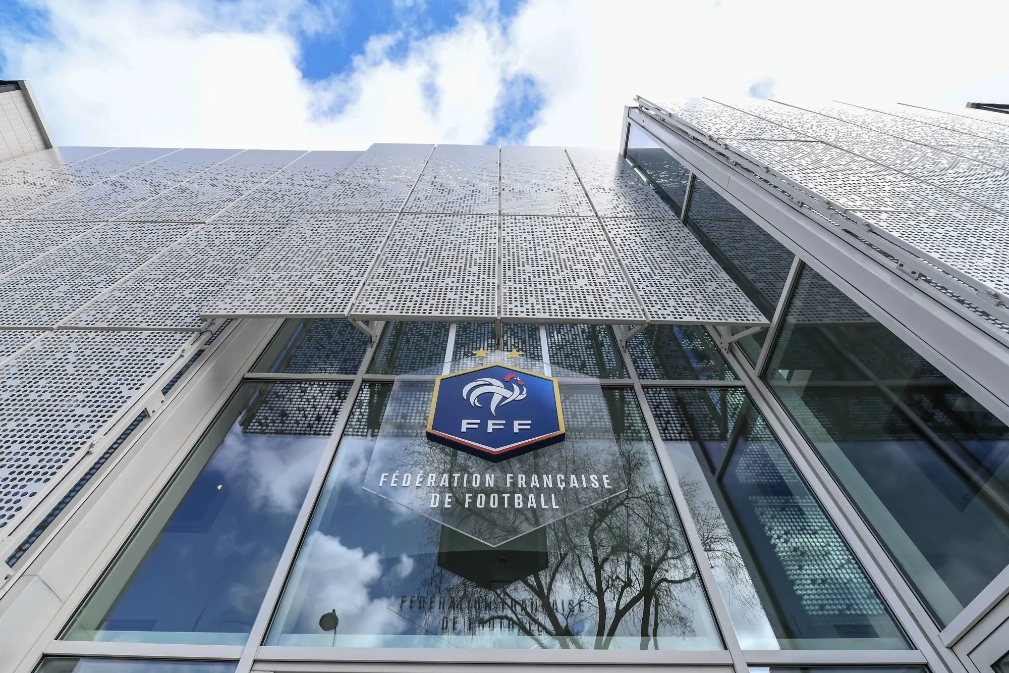 La FFF prévoit de supprimer 26 postes