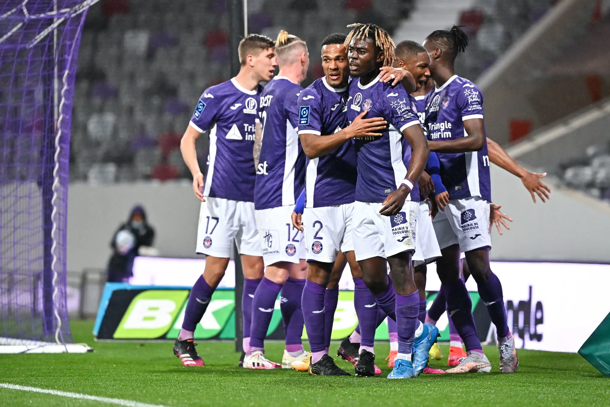 Pronostic Toulouse Nantes : Analyse, cotes et prono du barrage aller de Ligue 1