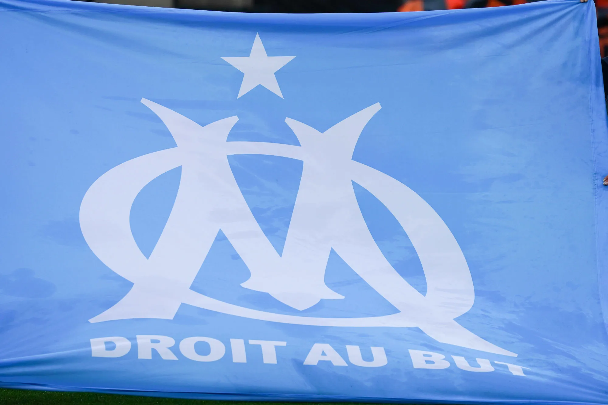 Le présentateur de Complément d&rsquo;enquête bientôt directeur de la communication de l&rsquo;OM ?