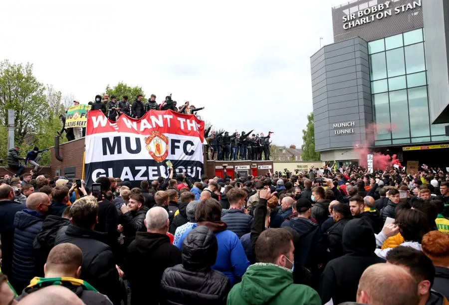 Les supporters de Manchester United appellent au boycott des sponsors