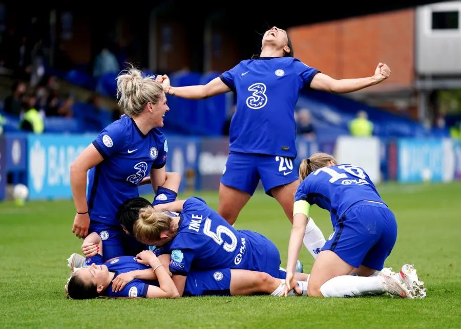 Chelsea en finale de C1 masculine et féminine, une première