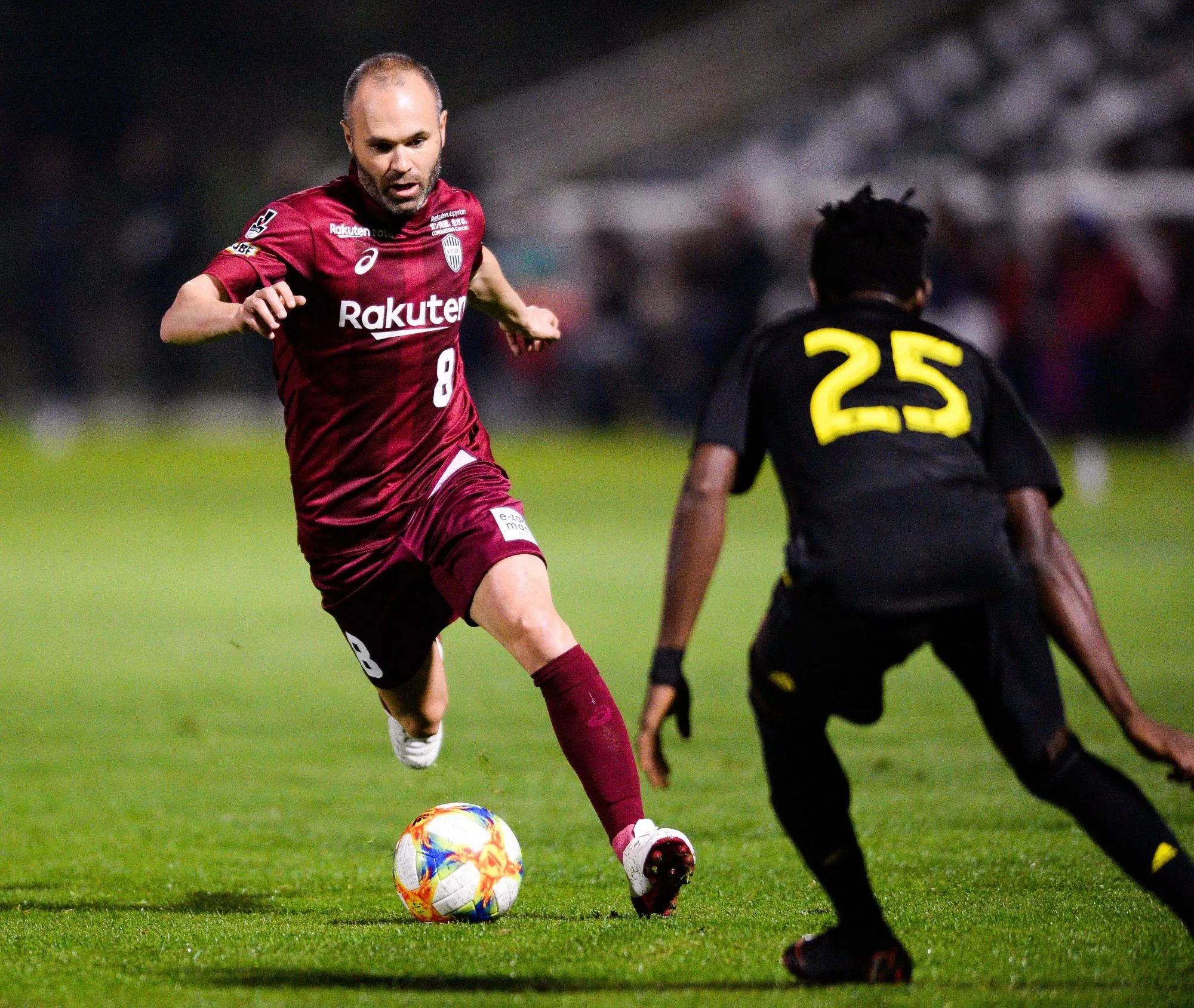 Andrés Iniesta rempile de deux ans au Vissel Kobe