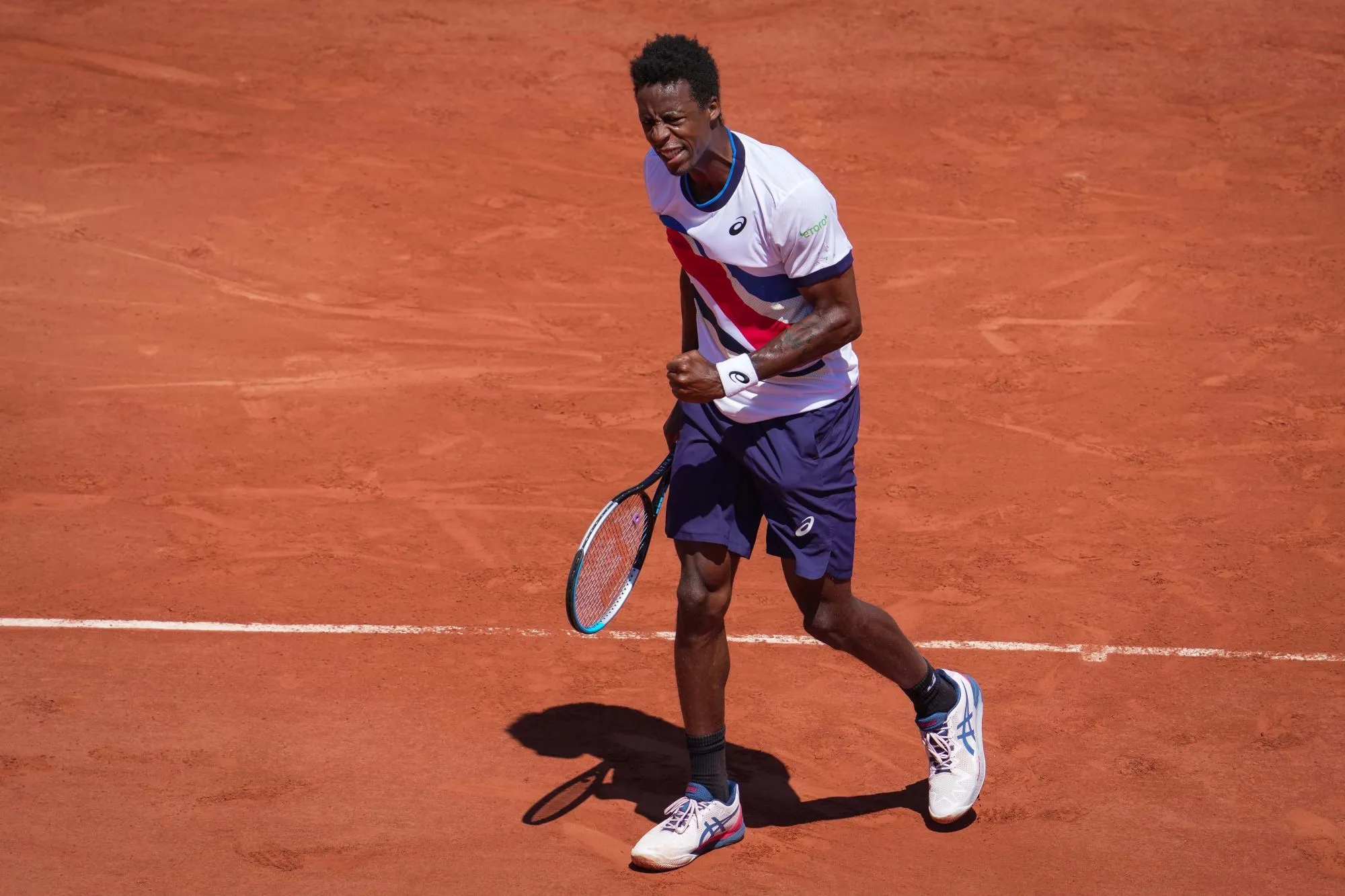 Pronostic Monfils Ymer : Analyse, cotes et prono du 2e tour de Roland Garros