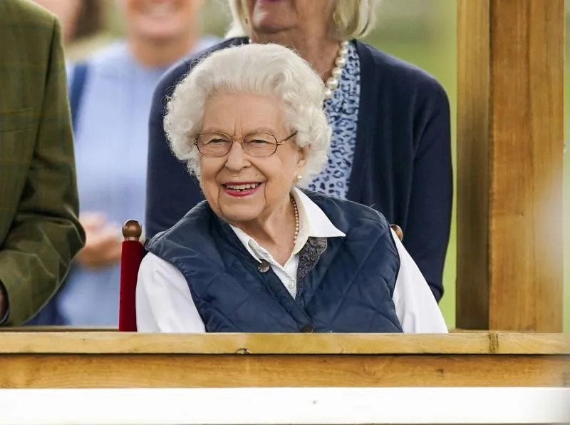 La reine Elizabeth II envoie un message de soutien à l&rsquo;Angleterre