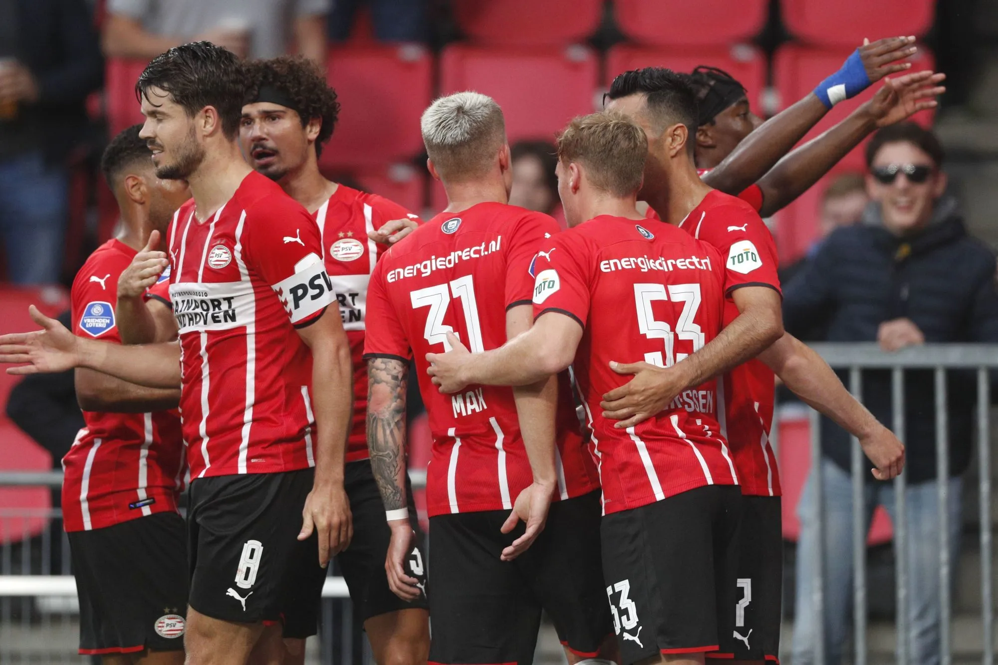 C1 : le PSV balaye Midtjylland, le Shakhtar assure