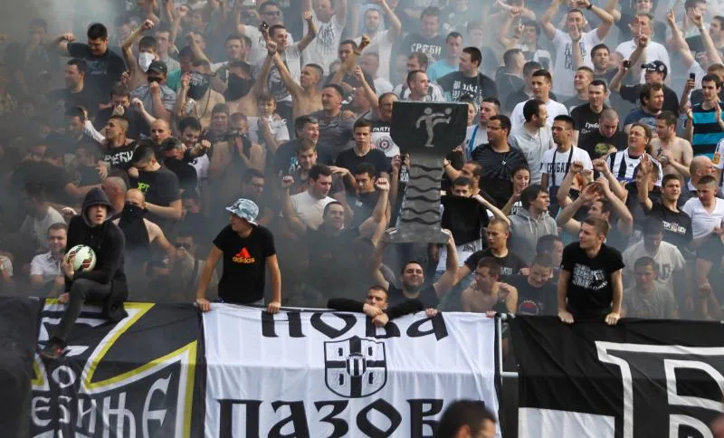 Serbie : des supporters du Partizan expulsés par la police après des chants sur le génocide bosniaque