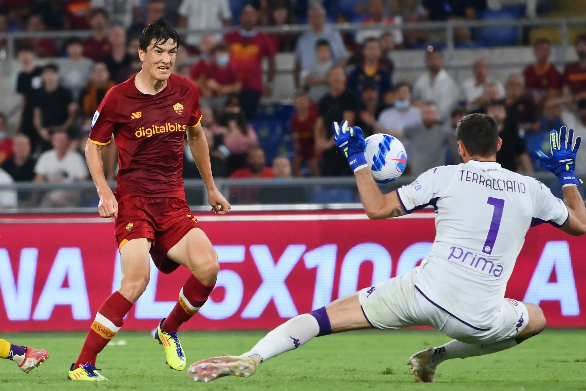 Un douzième enfant retrouvé grâce aux annonces de transfert de l&rsquo;AS Roma (Eldor Shomurodov)