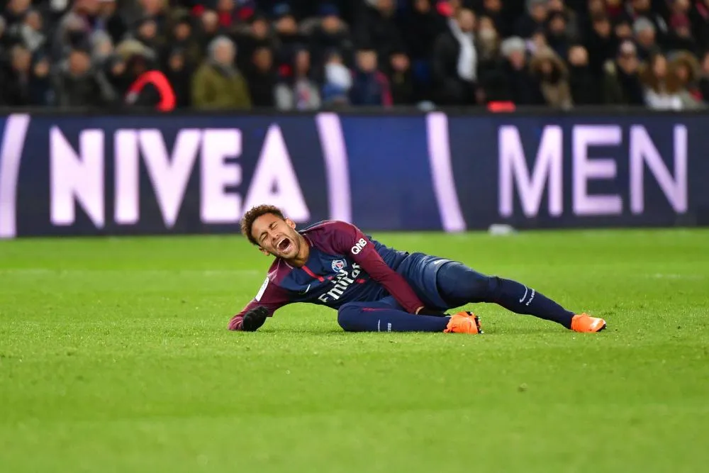 Neymar a coûté 400 millions d&rsquo;euros au PSG lors de sa première saison