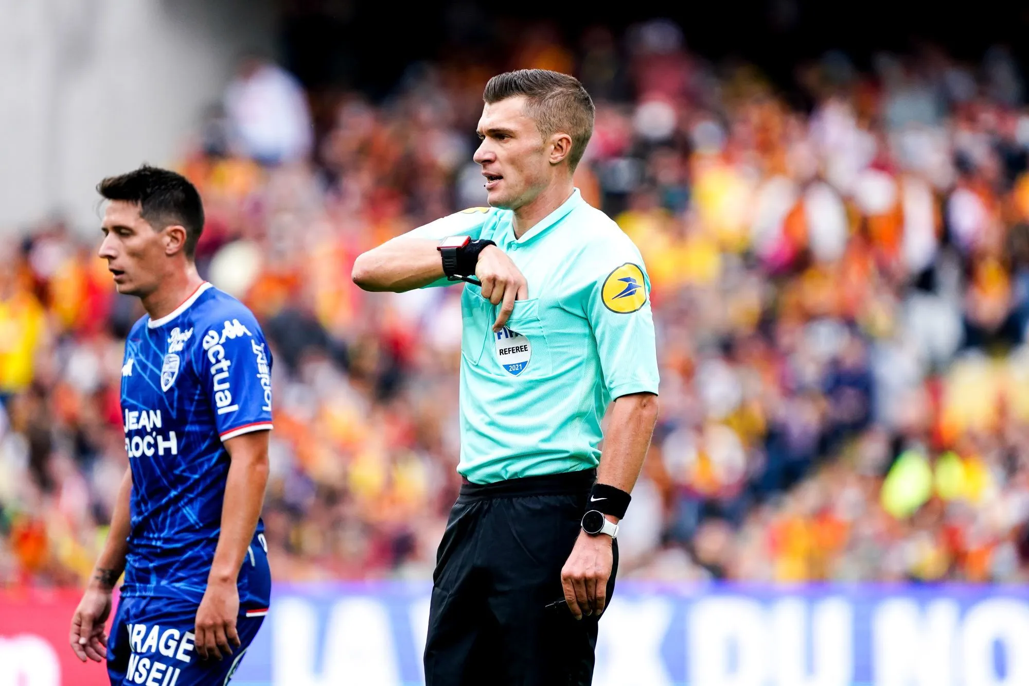 Un arbitre portugais au sifflet de Bordeaux-Lens