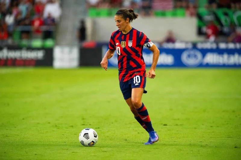 La légende du foot féminin Carli Lloyd prendra sa retraite en fin de saison