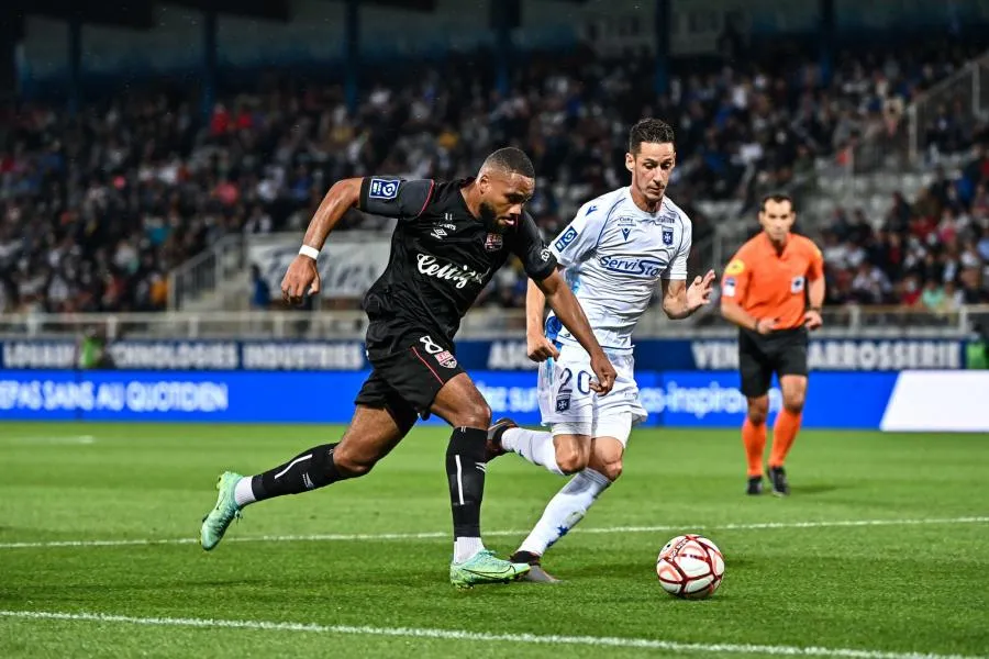 Guingamp glane sa première victoire de la saison à Auxerre