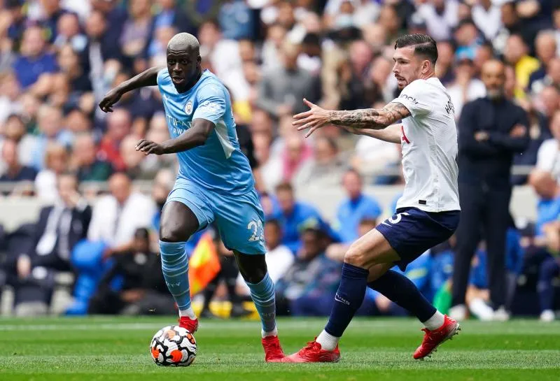 Benjamin Mendy absent de tous les produits commerciaux de Manchester City