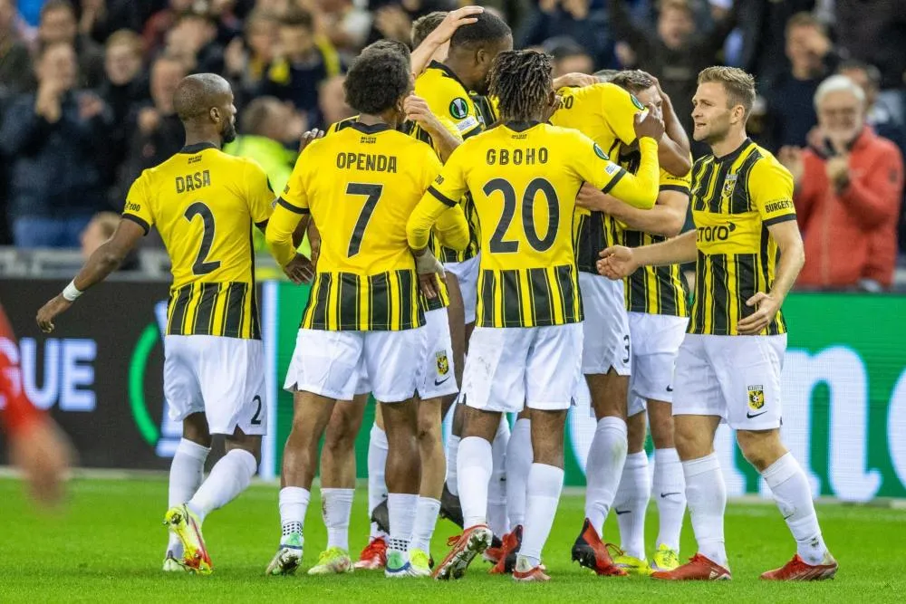 Eredivisie : une tribune s’écroule à Nimègue