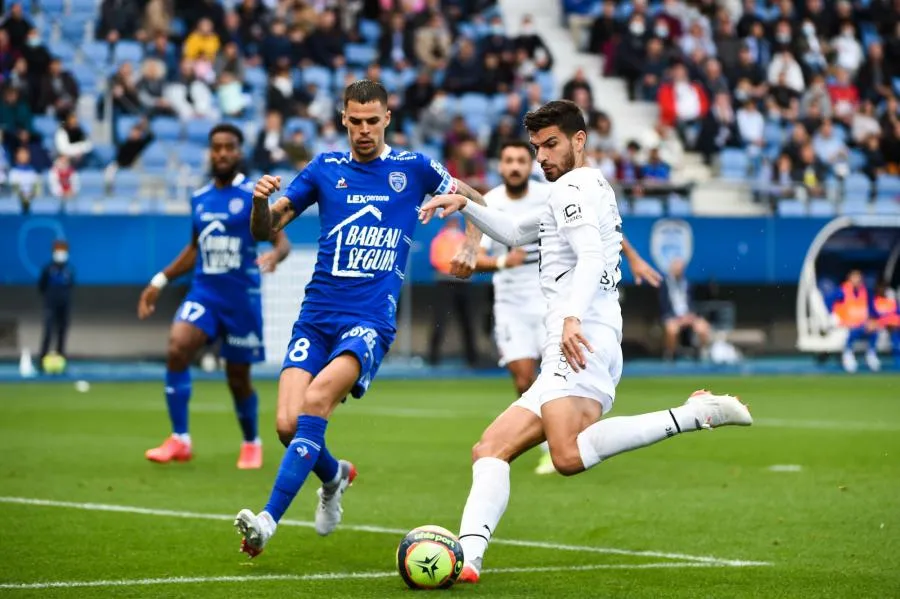 Troyes et Rennes dos à dos