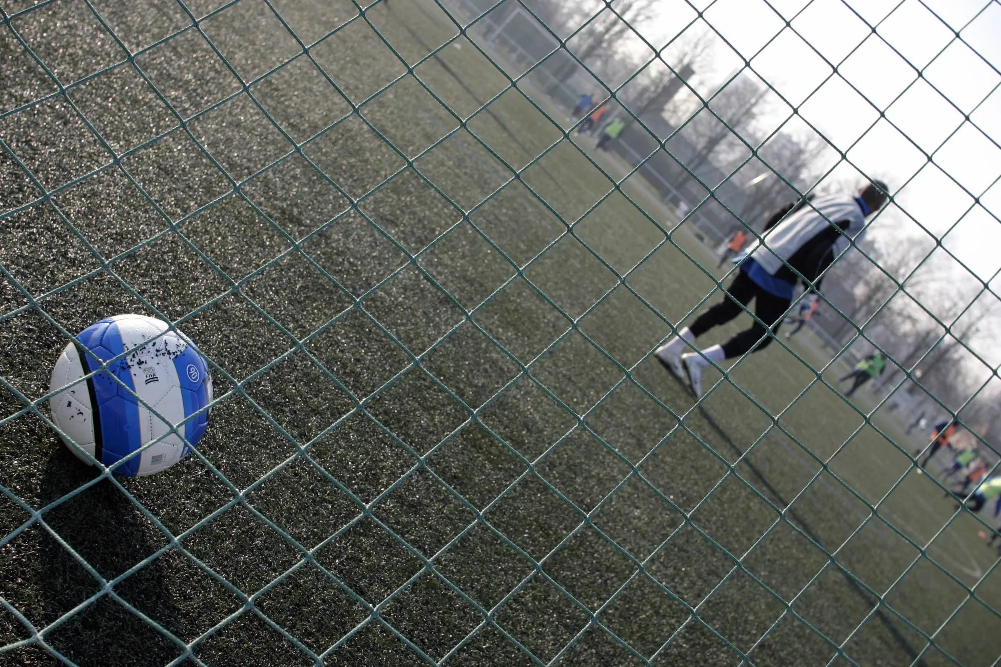 Des tirs de mortier en plein match à Lormont