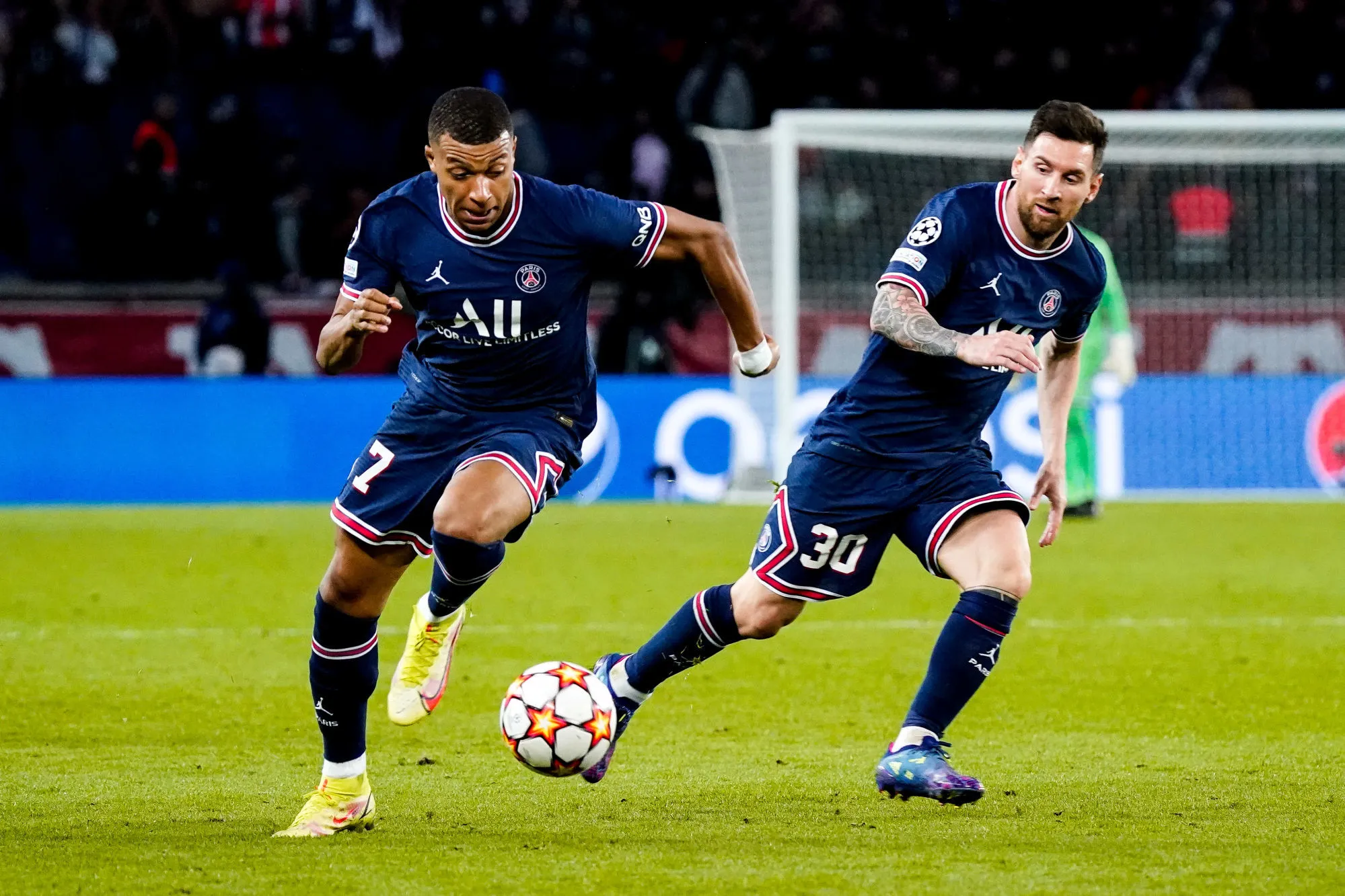 Mbappé forfait face au LOSC, Messi incertain