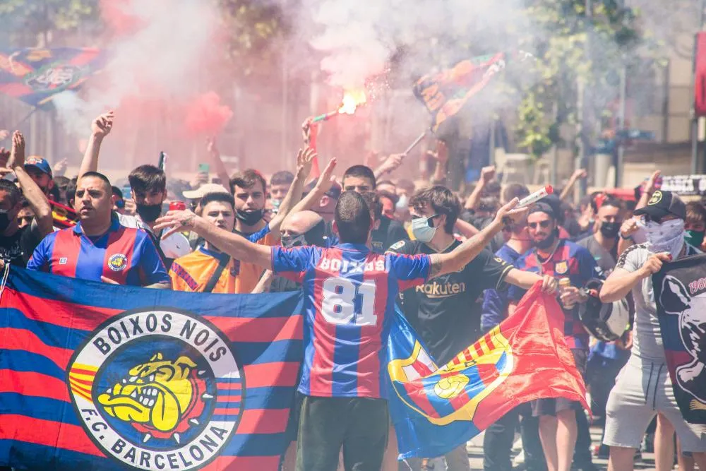 Kilos de marijuana, armes à feu : le bilan de la perquisition des Boixos Nois à Barcelone