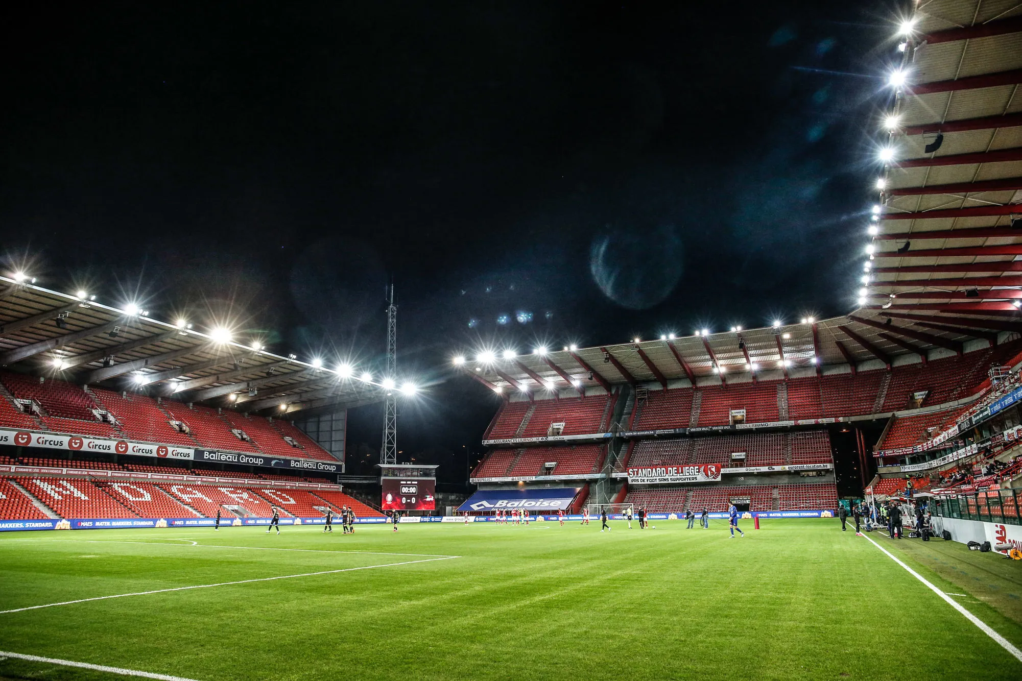 Le Standard de Liège va fermer une partie de ses tribunes après les débordements contre Charleroi