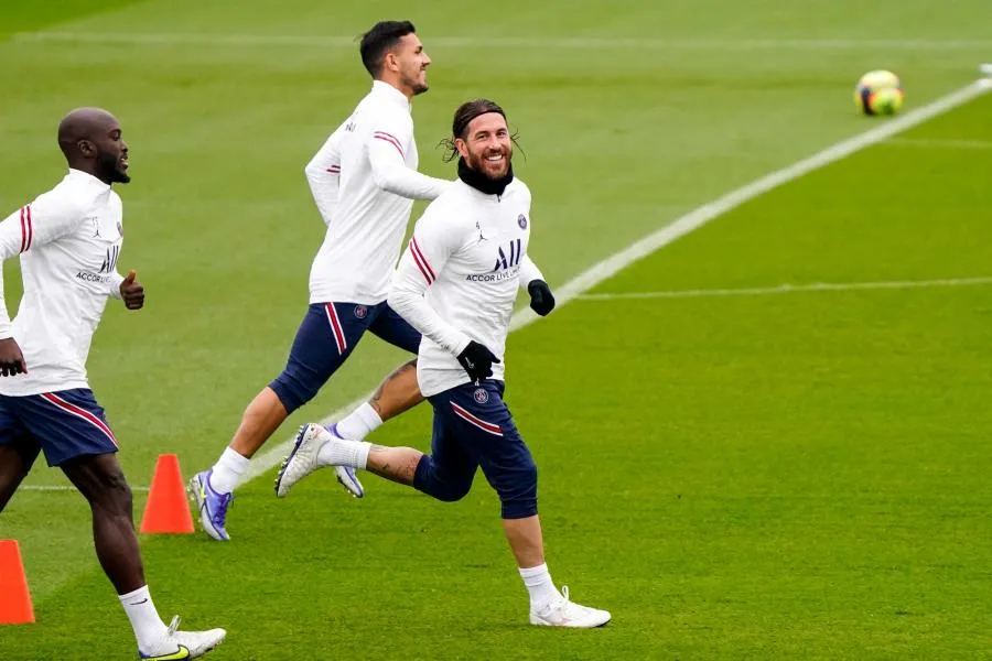 Sergio Ramos dans le groupe parisien pour affronter Manchester City