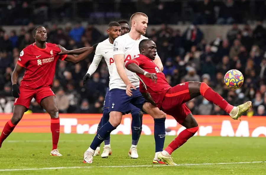 Tottenham s&rsquo;agrippe à Liverpool après un match fou