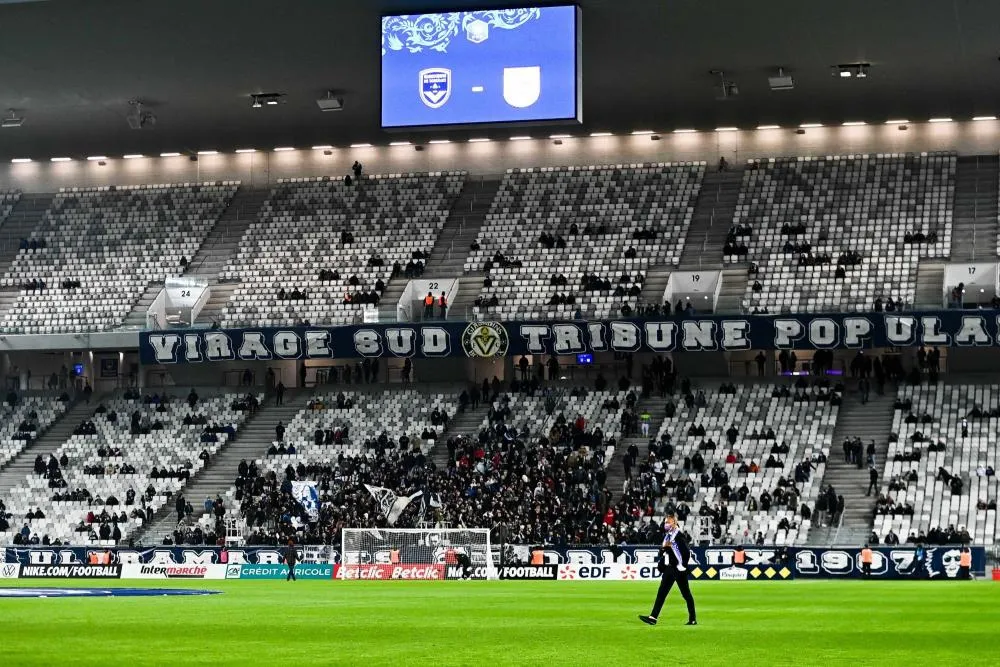 La communion des Jumeaux de M&rsquo;Zouazia avec les supporters bordelais