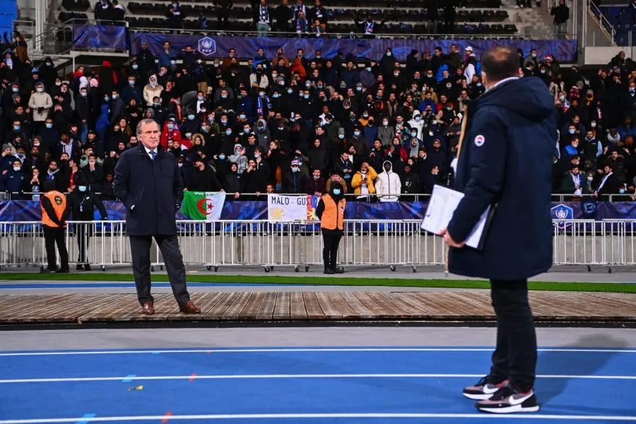 Pierre Ferracci, président du Paris FC : «<span style="font-size:50%">&nbsp;</span>Le foot est en train de plonger<span style="font-size:50%">&nbsp;</span>»