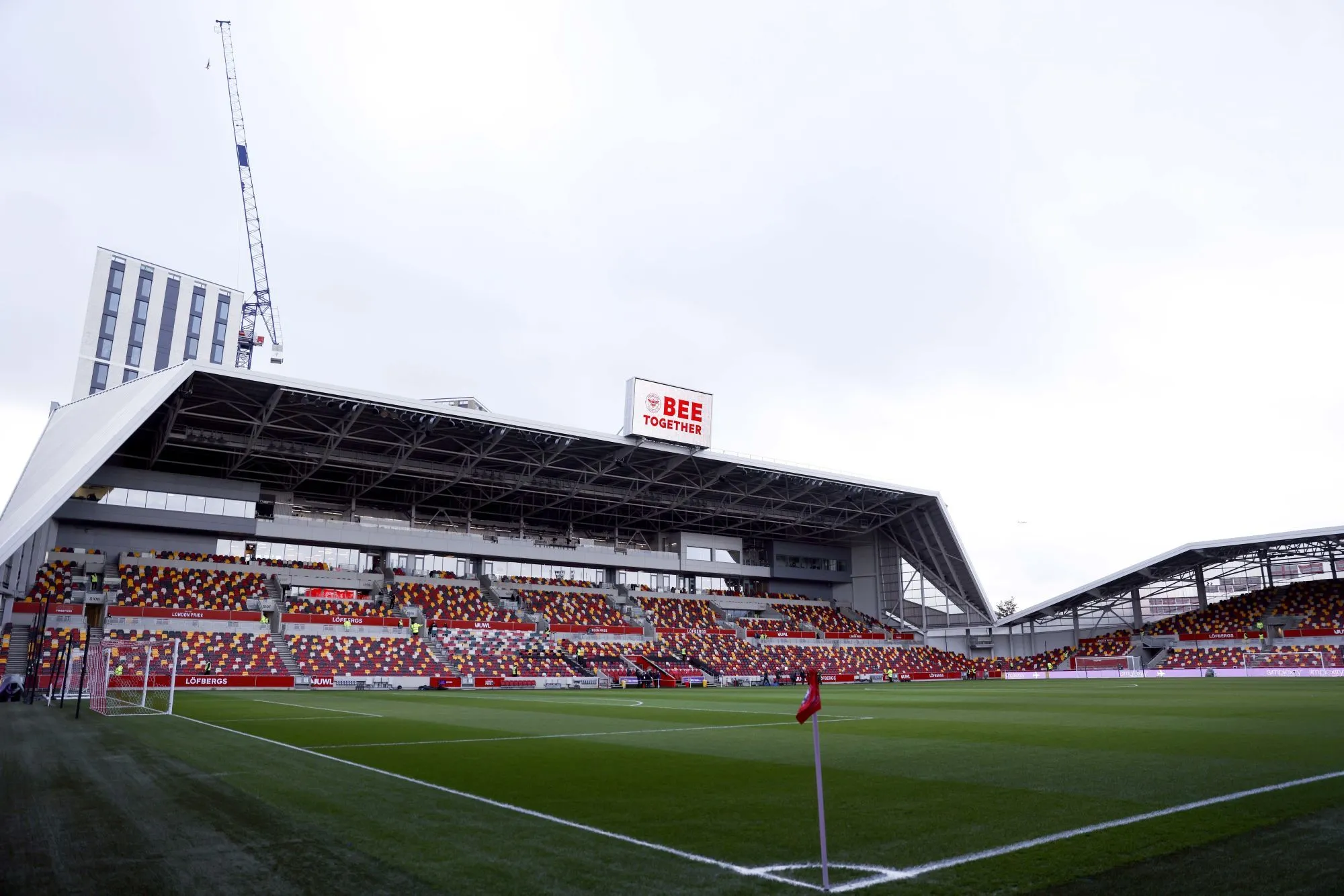 Un supporter de Brentford arrêté pour racisme et homophobie