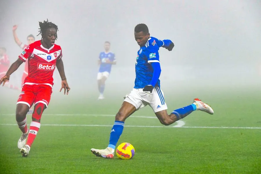 Habib Diallo sort Strasbourg du brouillard valenciennois