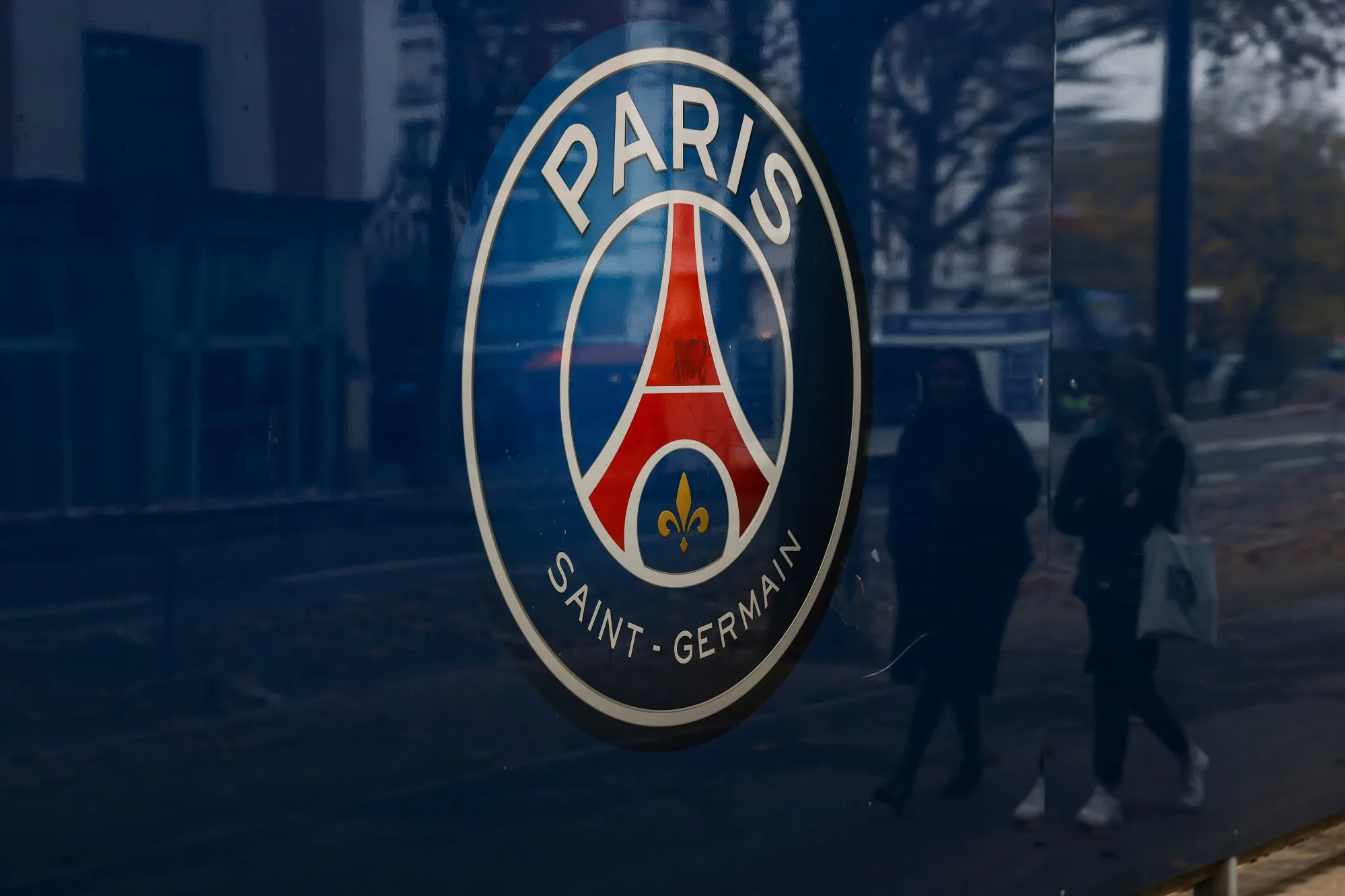 Un individu escroque un hôtel en se faisant passer pour un joueur du PSG