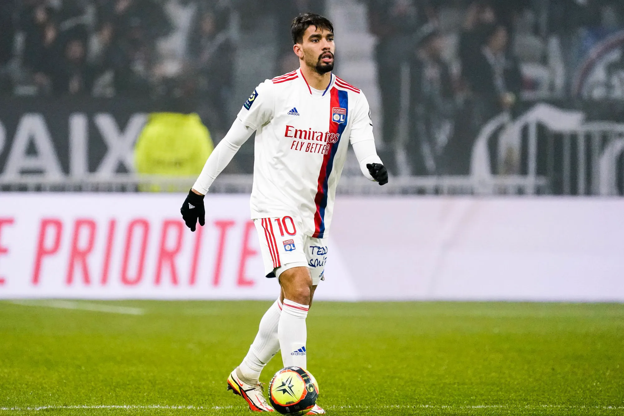 Lucas Paquetá de retour à Lyon après son isolement