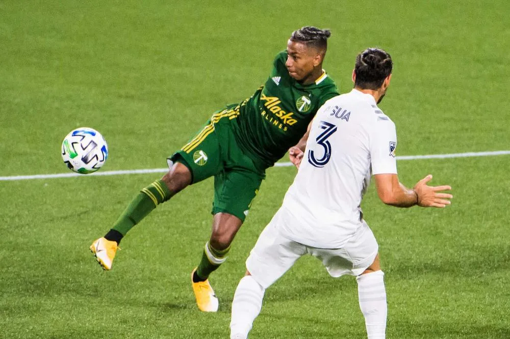 Accusé de violences conjugales, Andy Polo est licencié par les Timbers de Portland