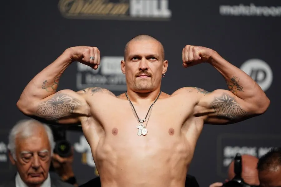 Le boxeur Oleksandr Usyk dispute un match amical en D2 ukrainienne