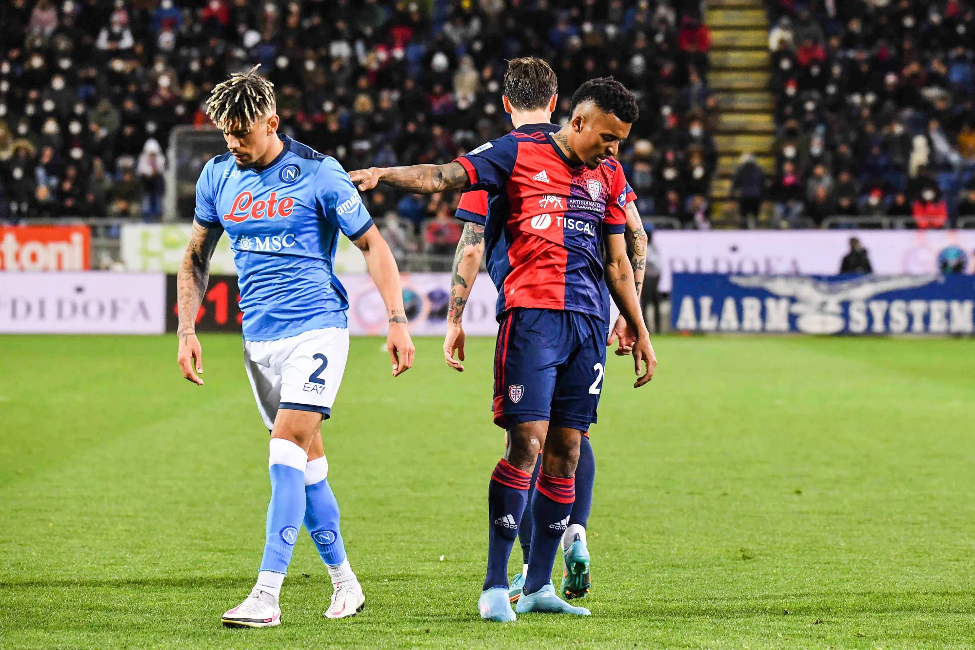 Naples récupère un point à Cagliari