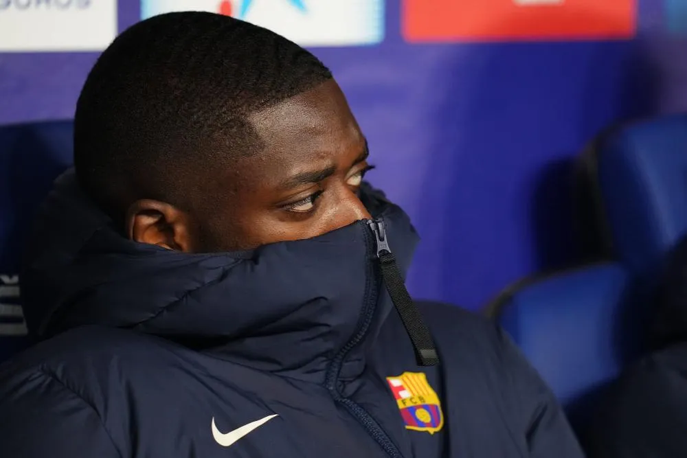 Ligue Europa : Ousmane Dembélé (FC Barcelone) se rend compte qu’il n’a pas de maillot au moment d’entrer en jeu face à Naples