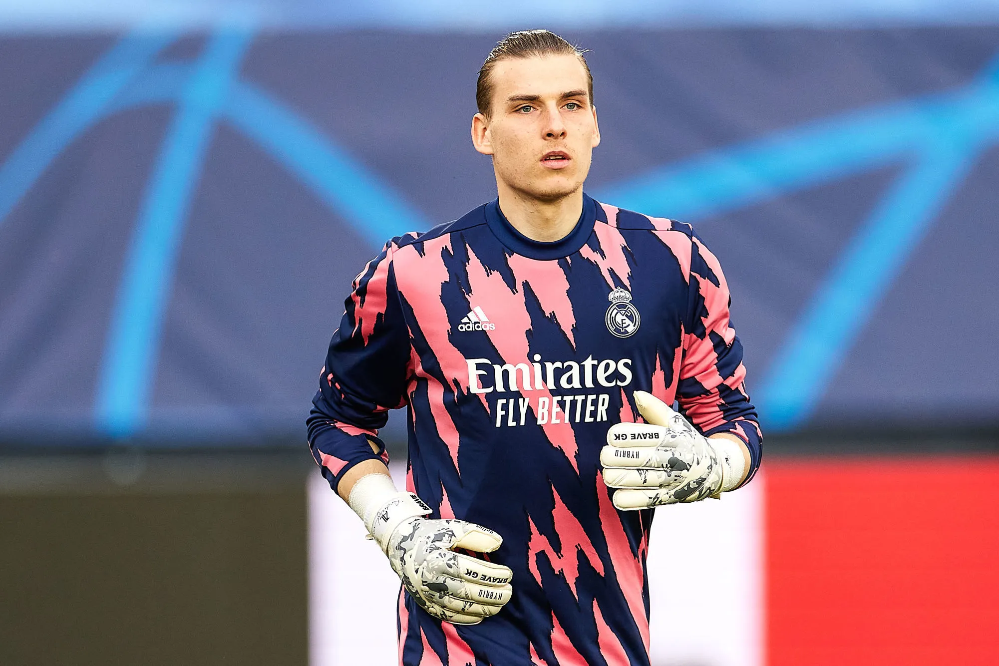 En soutien aux civils ukrainiens, Andriy Lunin lance un appel aux dons à Madrid