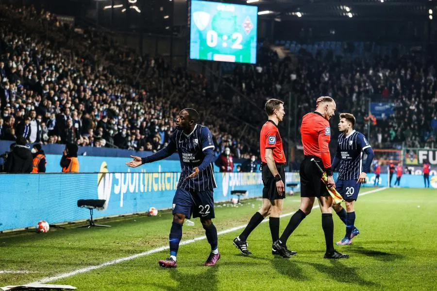 La fédération allemande accorde la victoire à Gladbach après les incidents contre Bochum