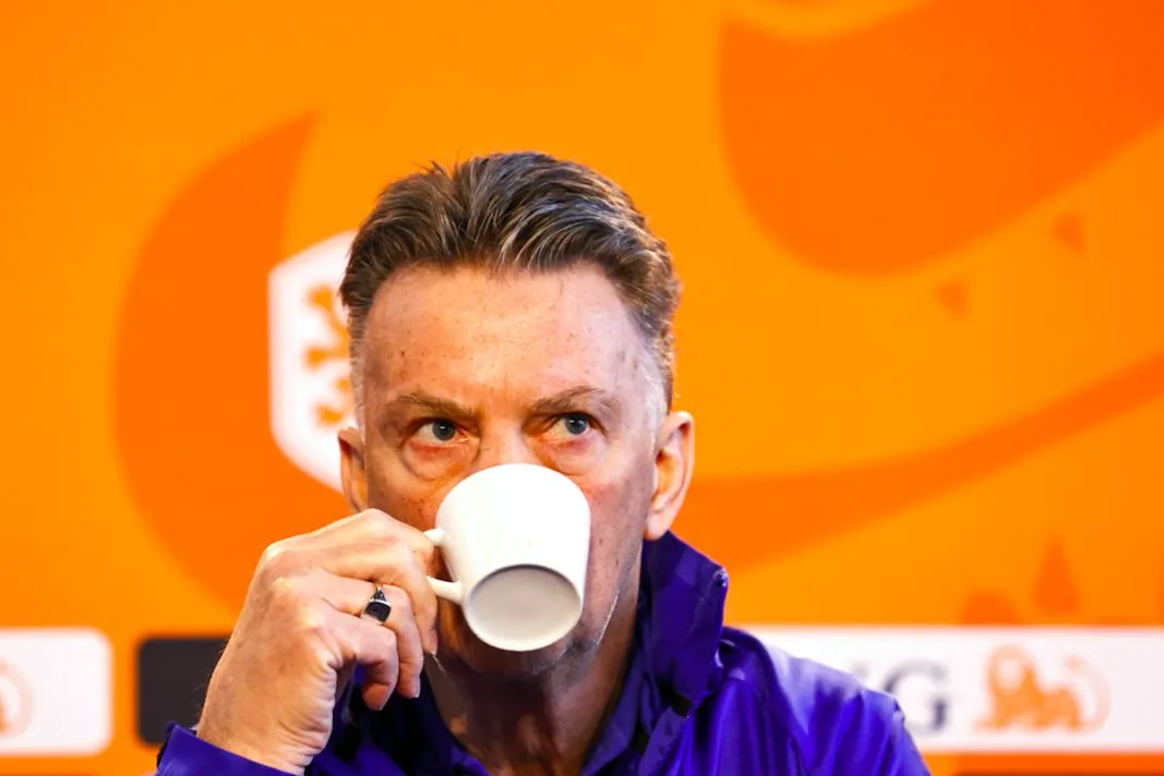 Le directeur de la Coupe du monde 2022 juge «<span style="font-size:50%">&nbsp;</span>ridicules<span style="font-size:50%">&nbsp;</span>» les critiques de Van Gaal