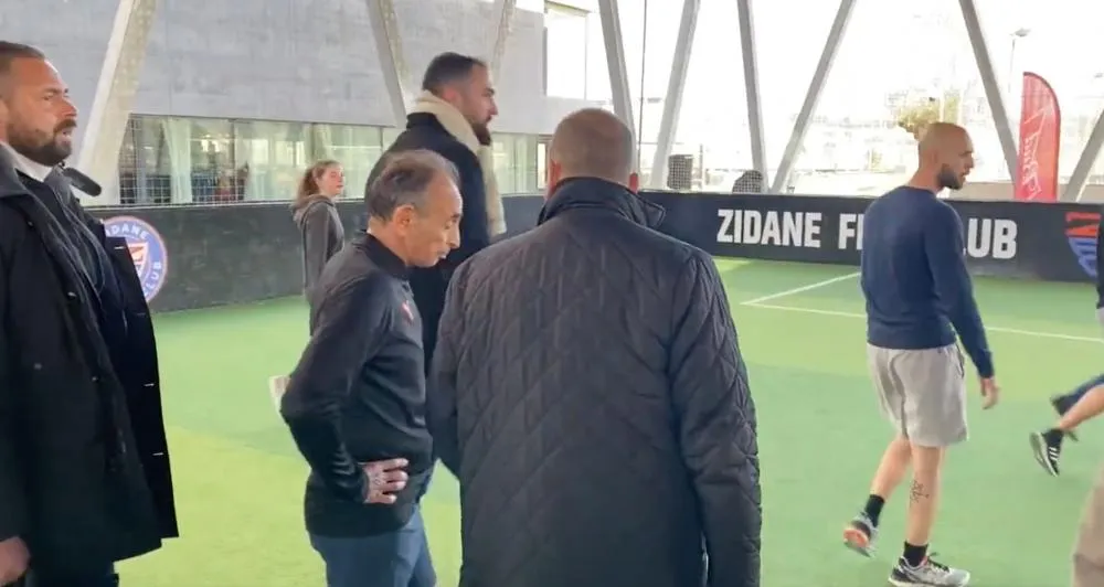 Éric Zemmour expulsé d&rsquo;un five appartenant à Zinédine Zidane