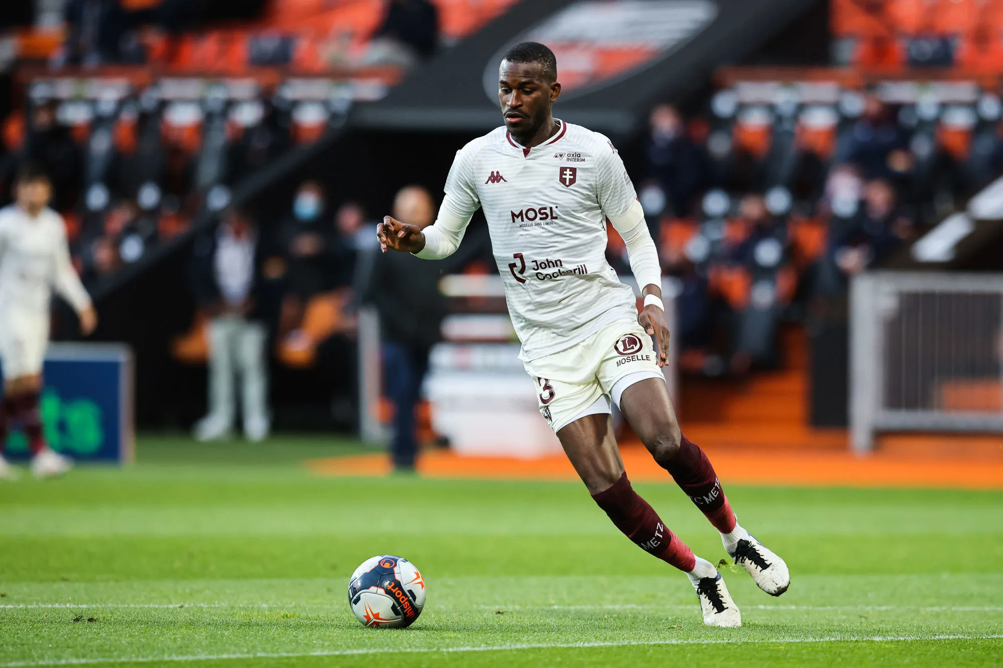 Lorient crucifie Metz dans les derniers instants