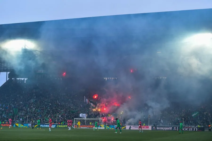 Saint-Étienne-Monaco interrompu après 67 minutes