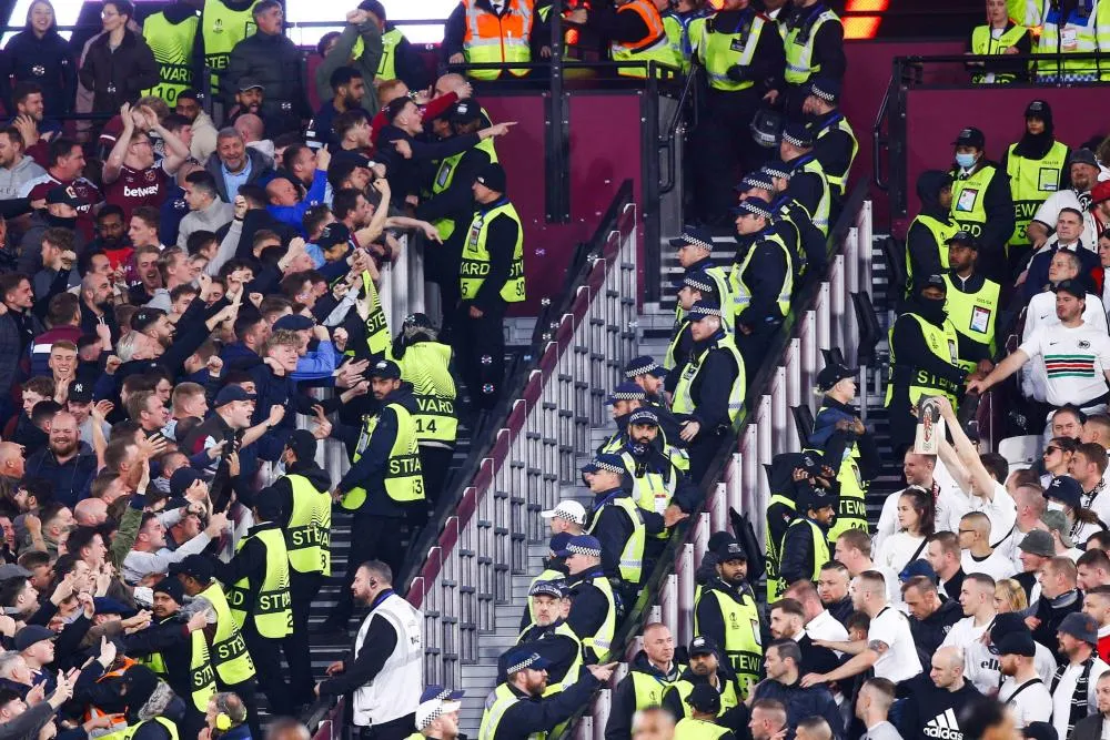 Ligue Europa : Deux journalistes allemands agressés par des supporters de West Ham