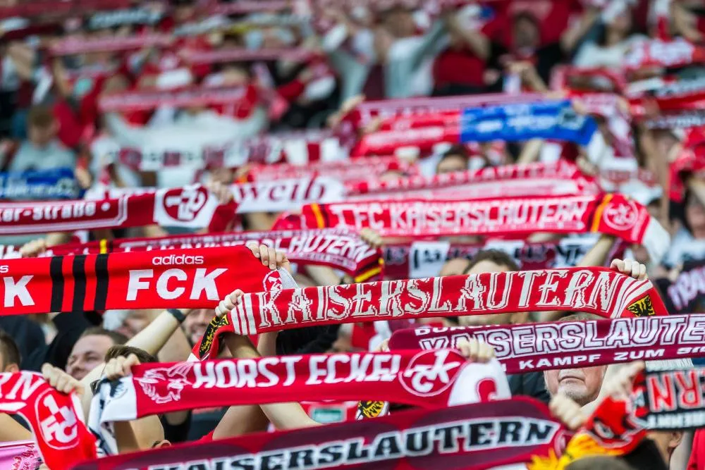 Plus de 46 000 spectateurs annoncés par le Kaiserslautern FC pour un match de D3 contre Saarbrücken