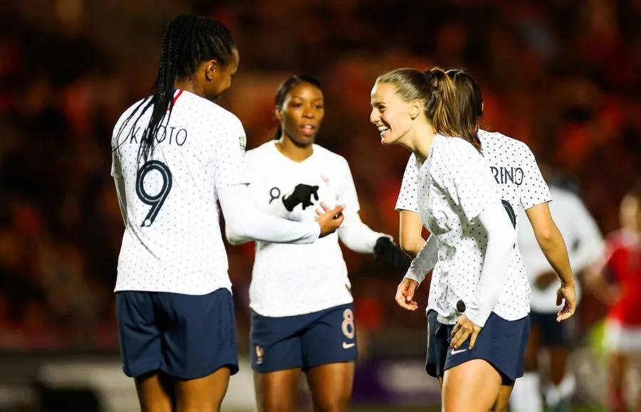 Les Bleues écartent Galles et entrevoient le Mondial