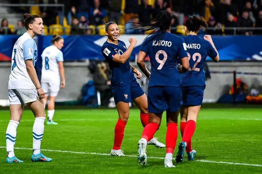 Les Bleues qualifiées pour le Mondial en battant la Slovénie