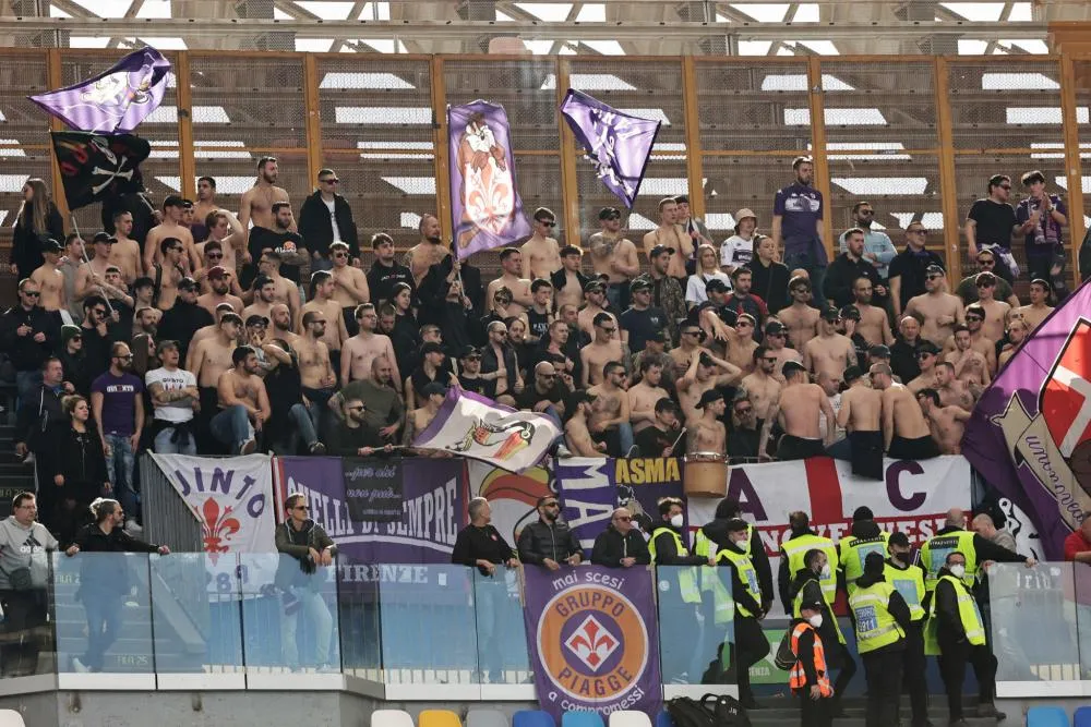 8000 supporters assistent à un entraînement de la Fiorentina