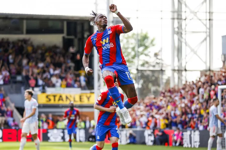 Crystal Palace change de logo et devient le plus vieux club évoluant encore en professionnel