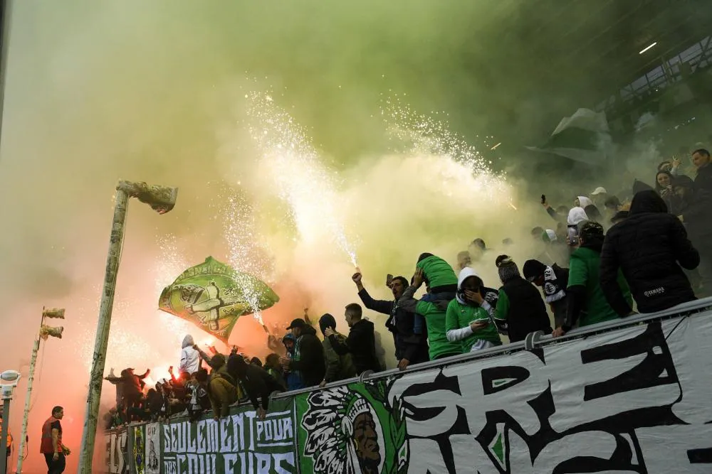 Barrage Ligue 1 : Des ultras stéphanois se rendent à Auxerre malgré l’interdiction de déplacement