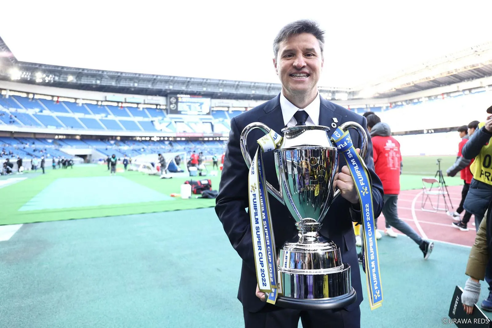 Ricardo Rodríguez, l&rsquo;entraîneur d&rsquo;Urawa, positif au Covid à la veille du match face au PSG